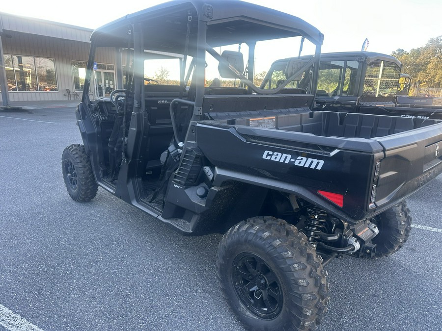 2026 Can-Am Defender MAX XT HD11 with 10.25 in. touchscreen display