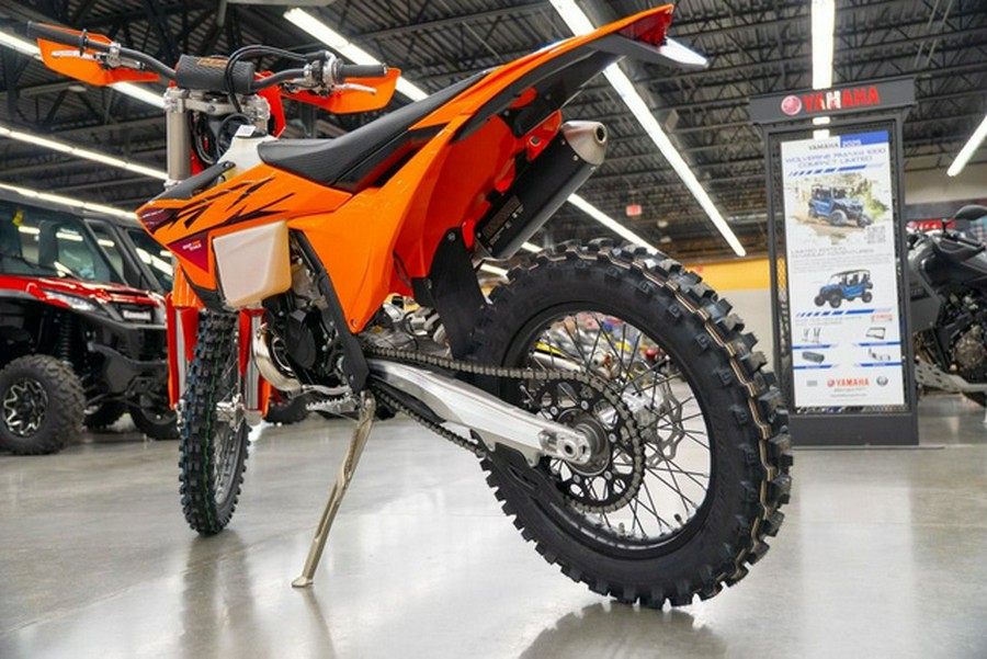 2026 KTM XC 150 W