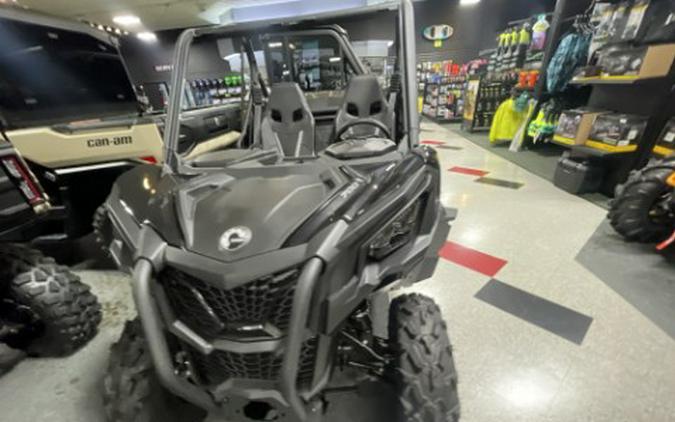 2026 Can-Am Maverick Trail DPS 700