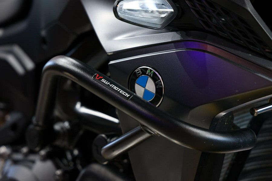 2025 BMW F 900 R