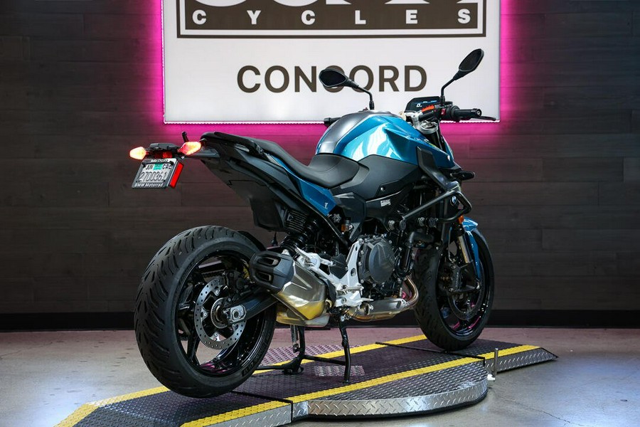 2025 BMW F 900 R