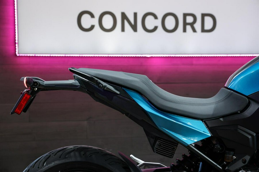 2025 BMW F 900 R