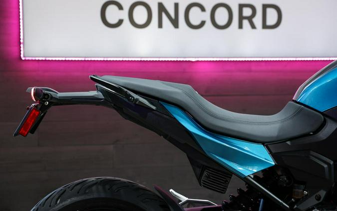 2025 BMW F 900 R