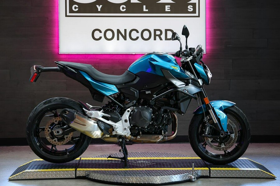 2025 BMW F 900 R