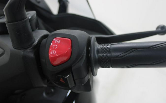 2025 Yamaha XMAX