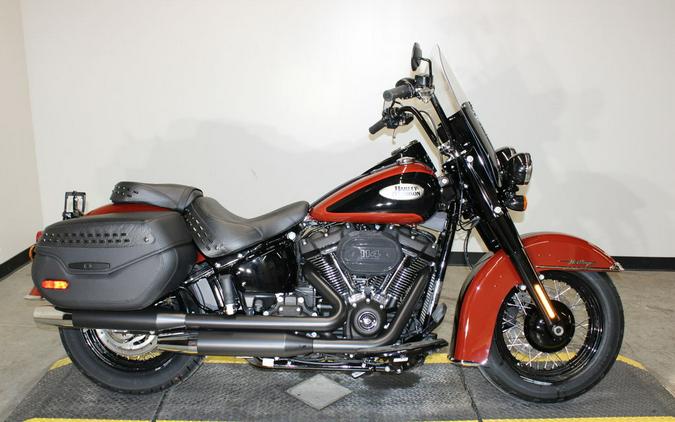 2024 Harley-Davidson® FLHCS - Heritage Classic