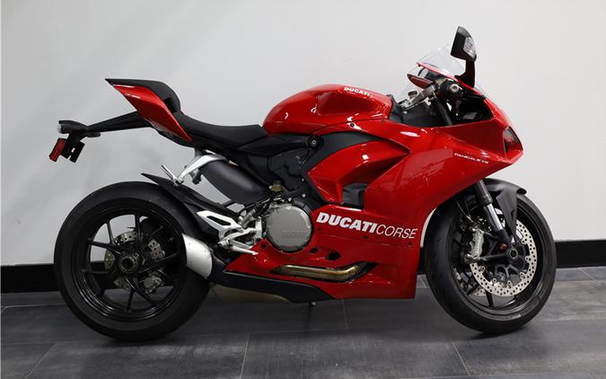 2021 DUCATI V2