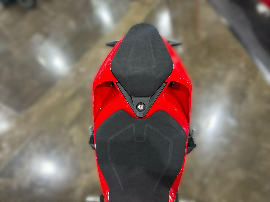 2026 Ducati PANIGALE V2