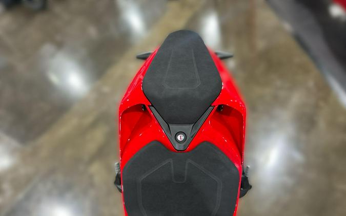2026 Ducati PANIGALE V2