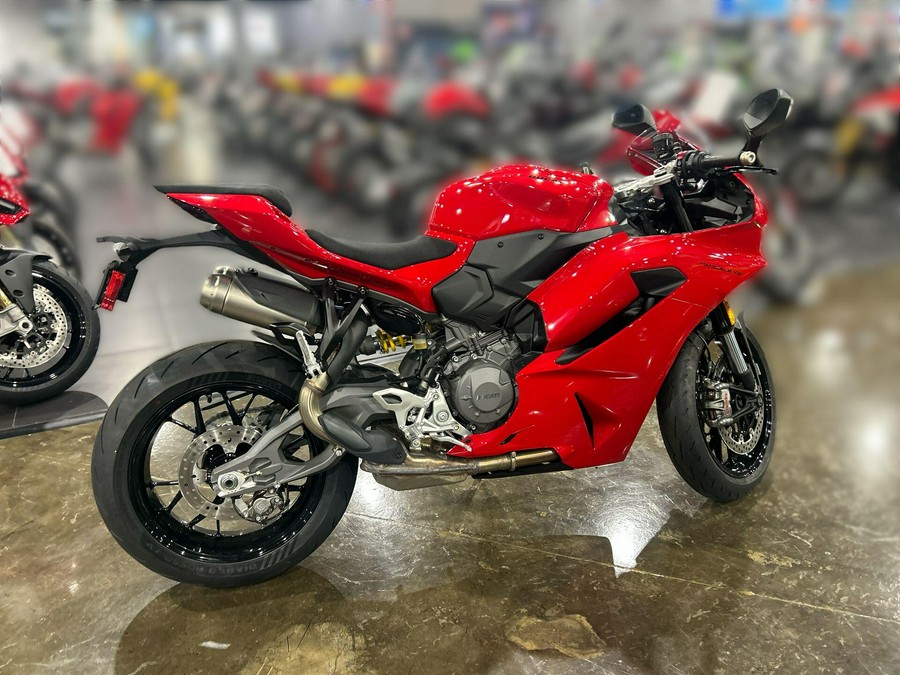2026 Ducati PANIGALE V2