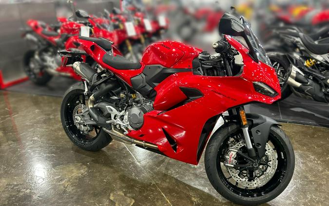2026 Ducati PANIGALE V2