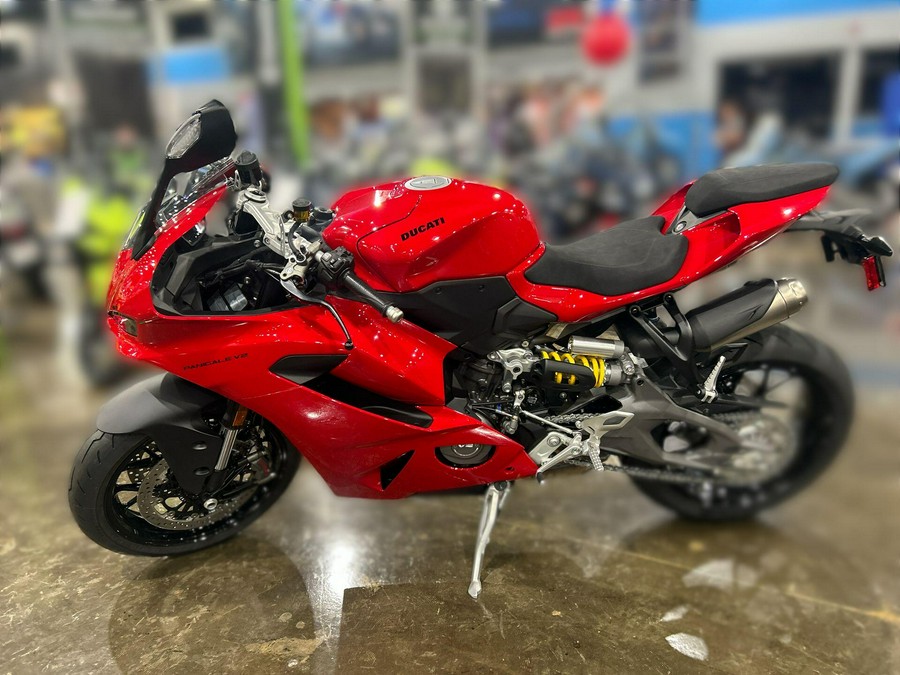 2026 Ducati PANIGALE V2