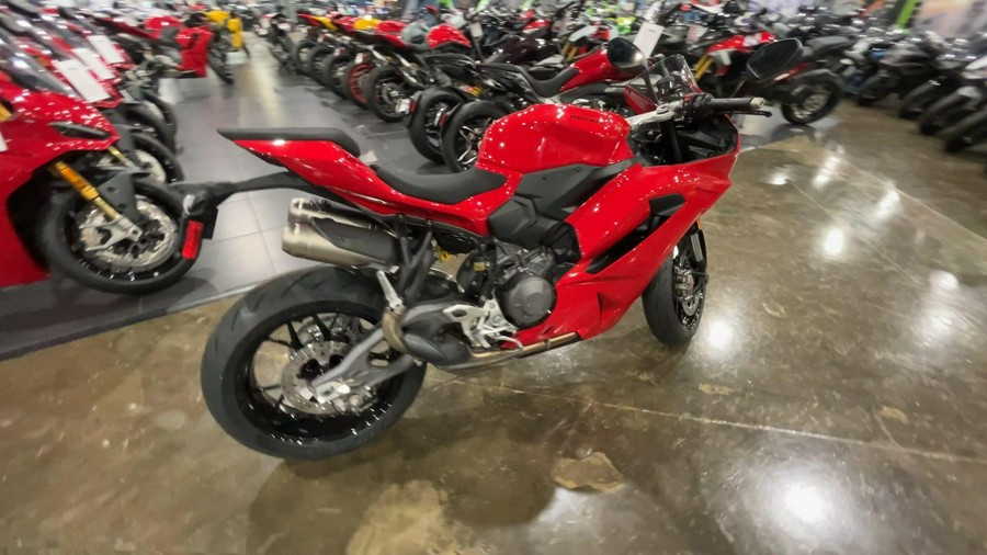 2026 Ducati PANIGALE V2