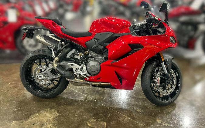 2026 Ducati PANIGALE V2