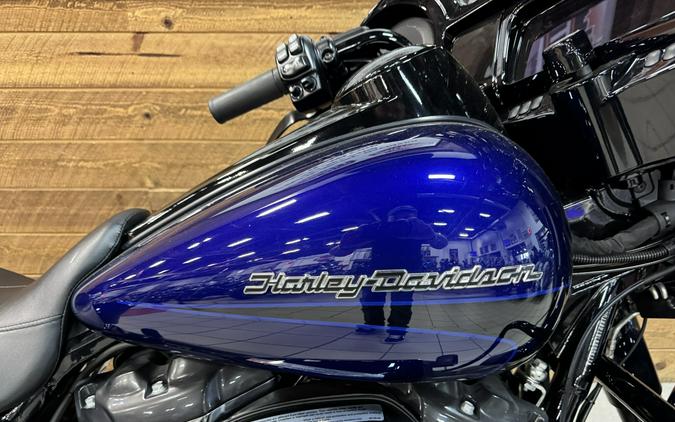 2020 Harley-Davidson® Street Glide® Special Zephyr Blue/Black Sunglo FLHXS