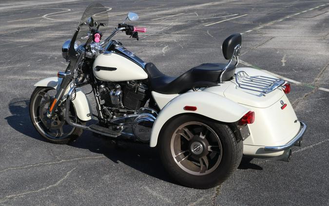 2019 Harley-Davidson Freewheeler Bonneville Salt Pearl