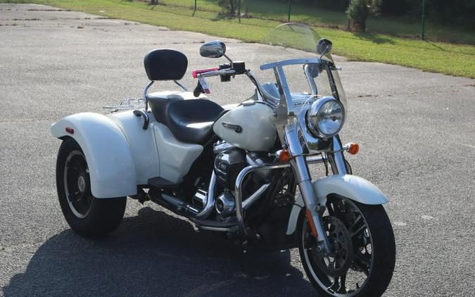 2019 Harley-Davidson Freewheeler Bonneville Salt Pearl