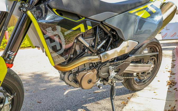 2023 HUSQVARNA SUPERMOTO 701