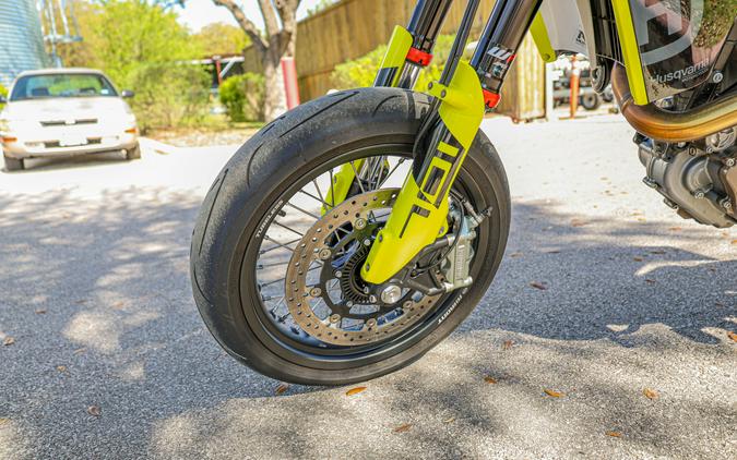 2023 HUSQVARNA SUPERMOTO 701