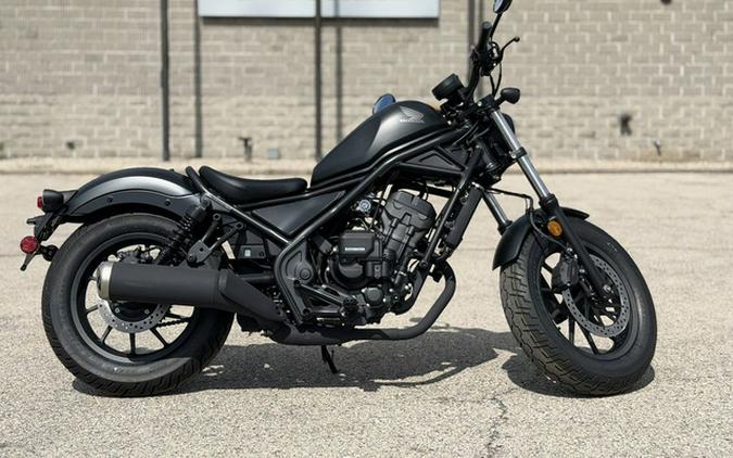2026 Honda Rebel 300 E-Clutch