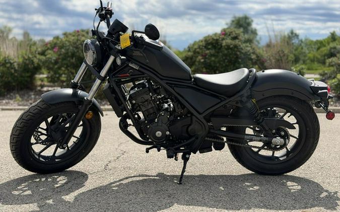2026 Honda Rebel 300 E-Clutch