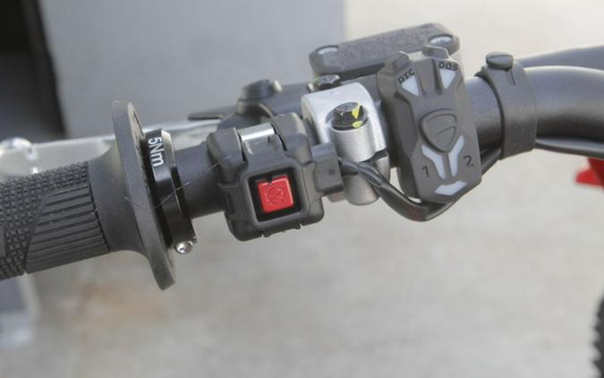 2026 Ducati Desmo450 MX