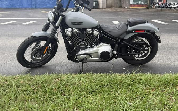 FXBB 2026 Street Bob