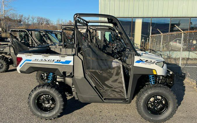 2024 Polaris Industries R24E3CC2BD EV KINETICFSPREMPEA