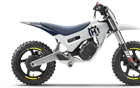 2024 Husqvarna EE 2