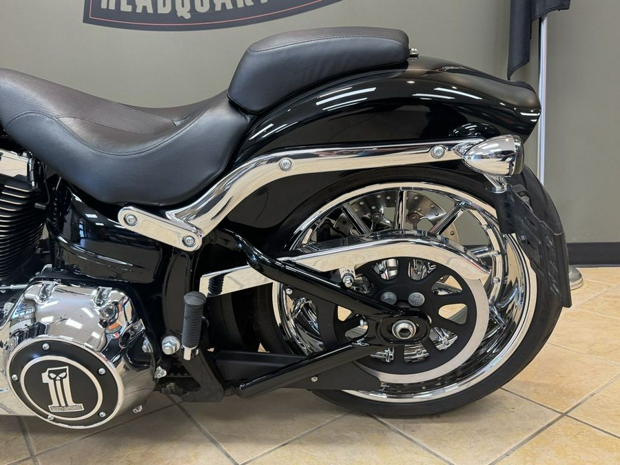 2015 Harley-Davidson Softail® Breakout®