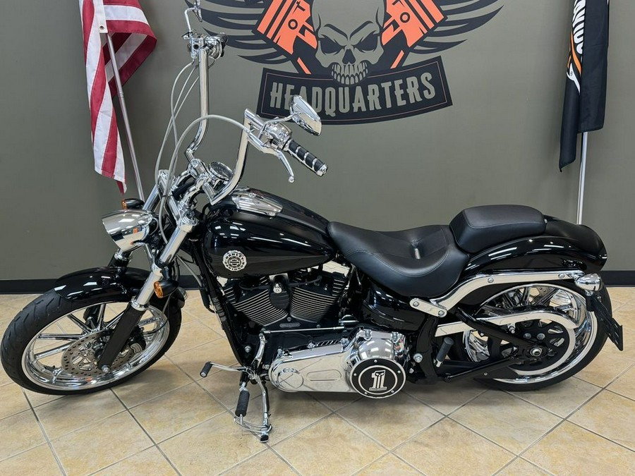 2015 Harley-Davidson Softail® Breakout®