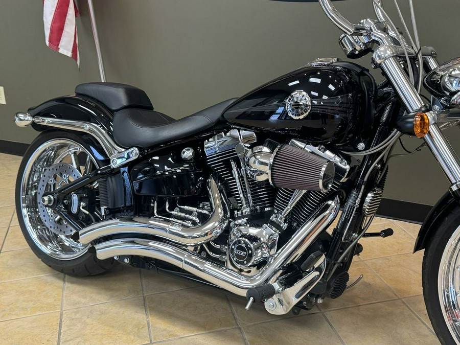 2015 Harley-Davidson Softail® Breakout®