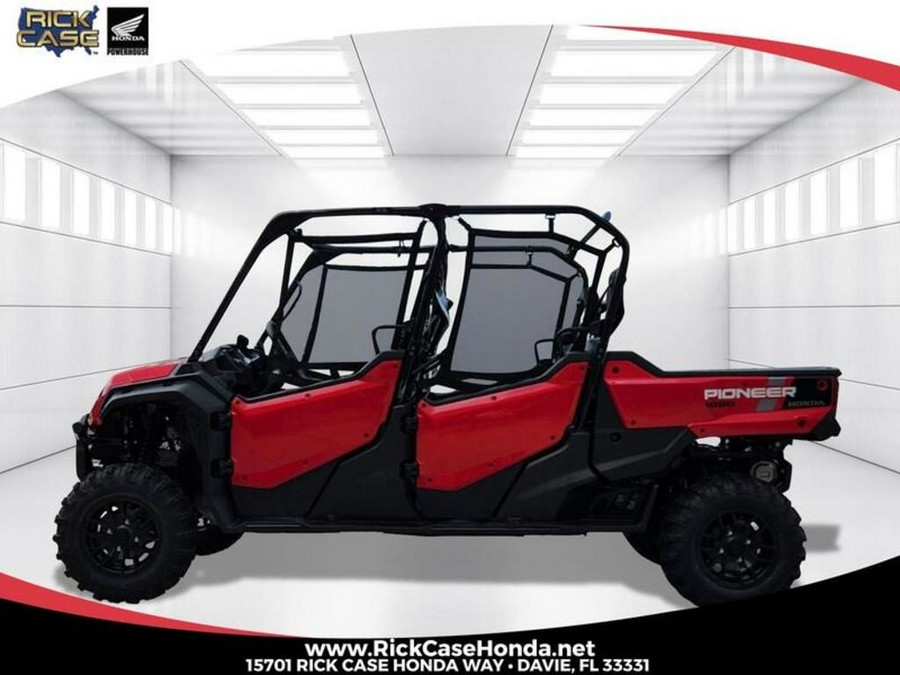 2025 Honda Pioneer 1000-6 Crew Deluxe