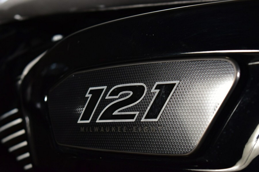 2023 Harley-Davidson CVO Road Glide LTD Anniversary