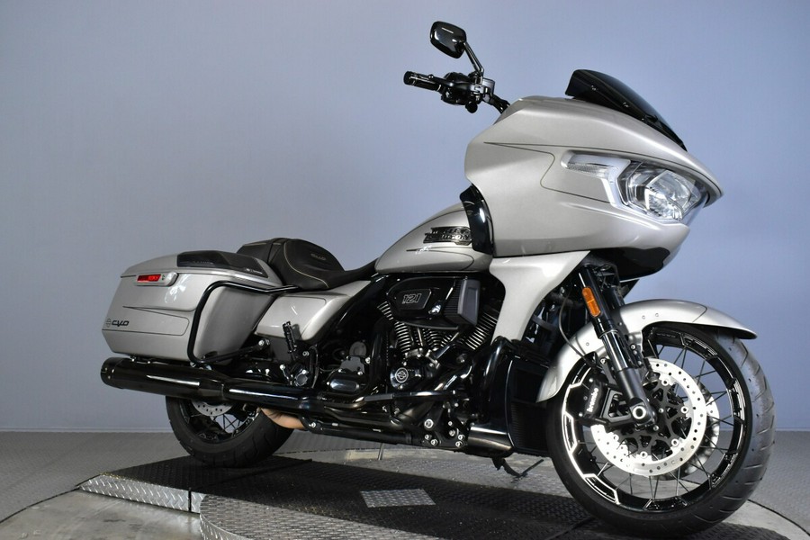 2023 Harley-Davidson CVO Road Glide LTD Anniversary