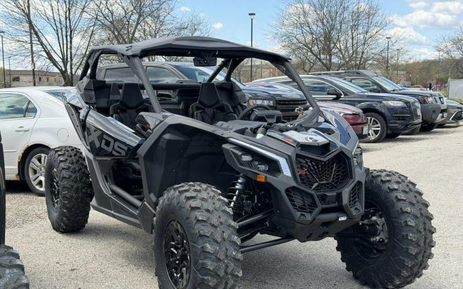 2026 Can-Am Maverick X3 X Ds Turbo RR Triple Black_7.6 In.