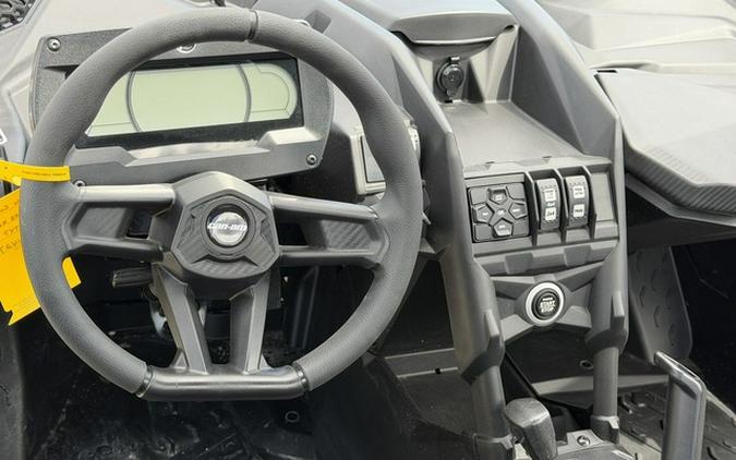 2026 Can-Am Maverick X3 X Ds Turbo RR Triple Black_7.6 In.