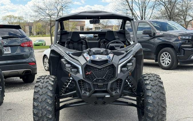 2026 Can-Am Maverick X3 X Ds Turbo RR Triple Black_7.6 In.