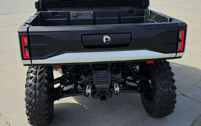 2026 Can-Am Defender Limited HD11