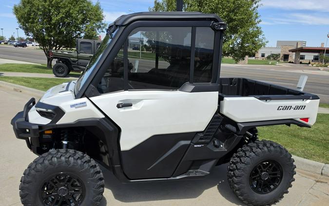 2026 Can-Am Defender Limited HD11