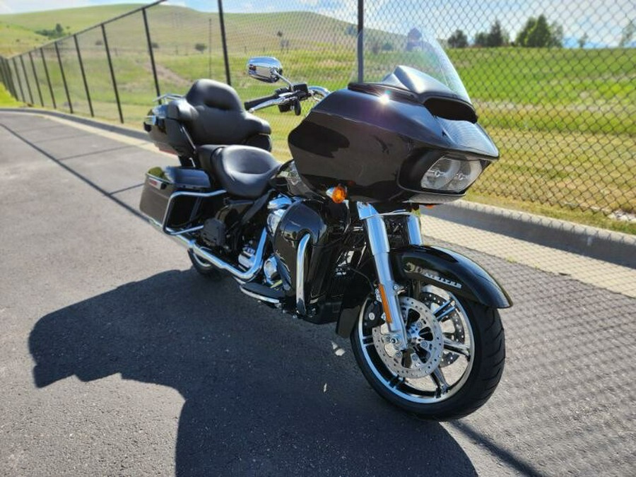 2023 Harley-Davidson Road Glide Limited Black