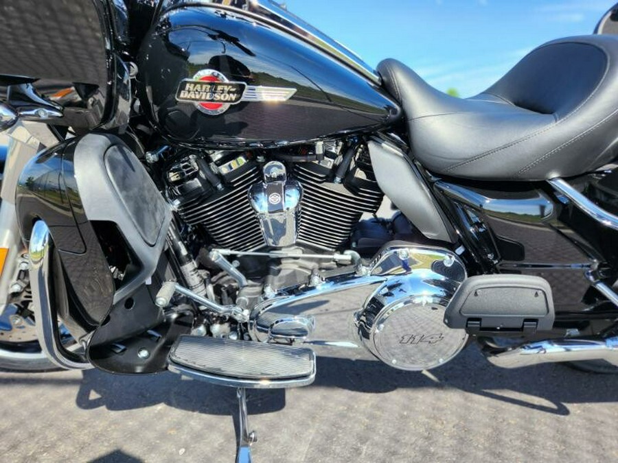 2023 Harley-Davidson Road Glide Limited Black