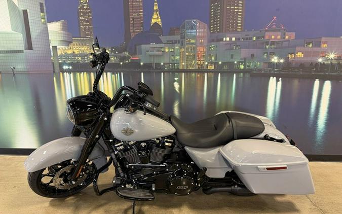 2025 Harley-Davidson Touring FLHRXS - Road King Special