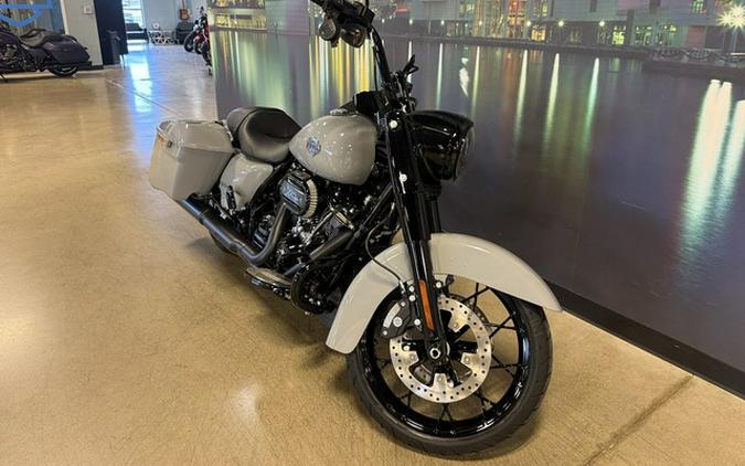 2025 Harley-Davidson Touring FLHRXS - Road King Special