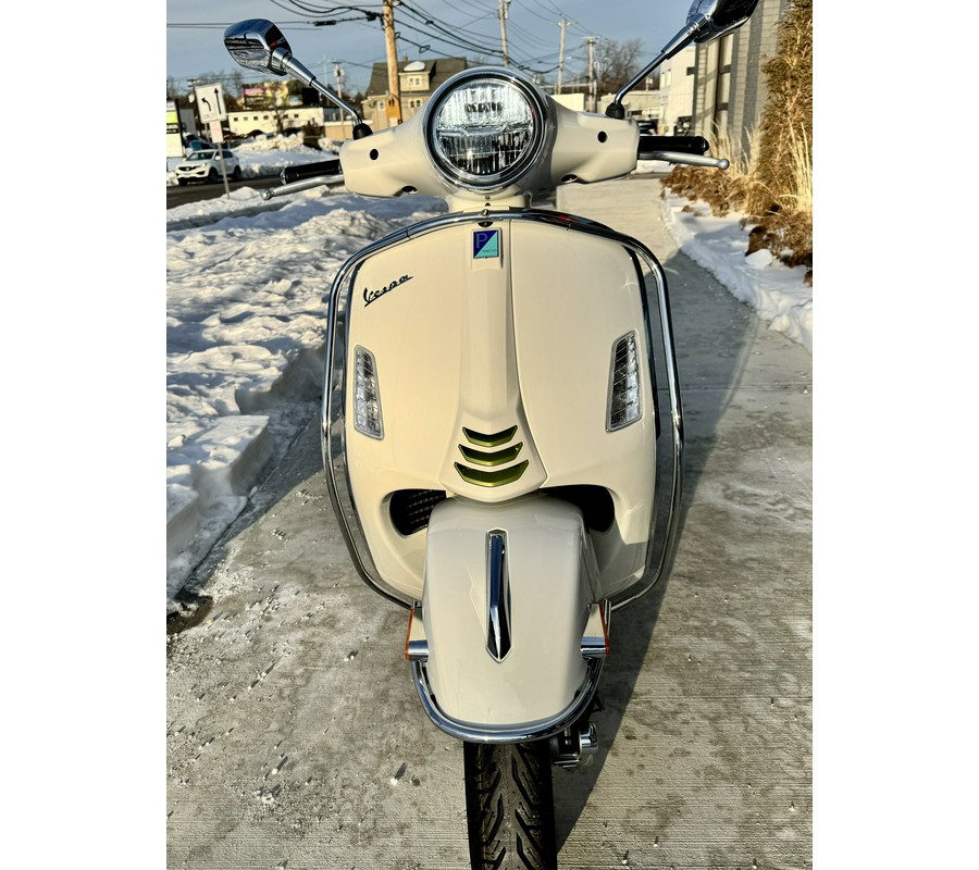 2026 Vespa GTS 310 SuperTech