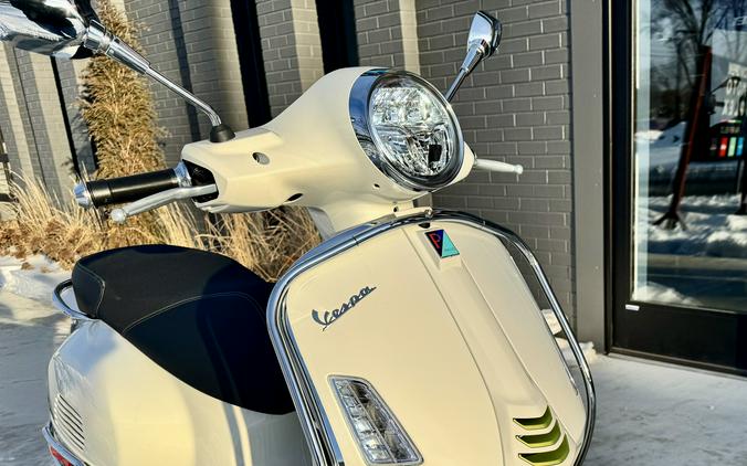 2026 Vespa GTS 310 SuperTech
