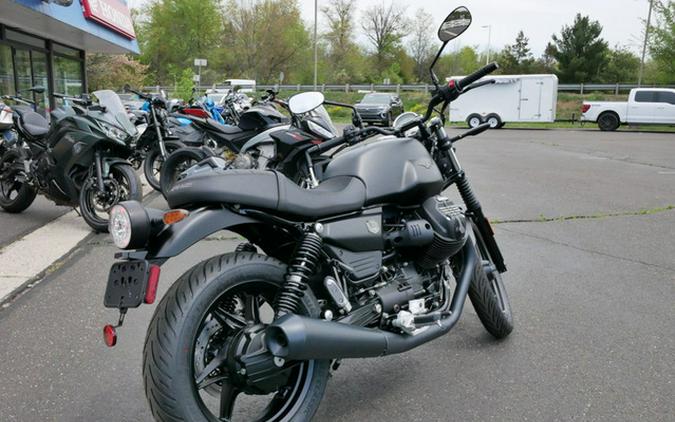 2026 Moto Guzzi V7 Stone