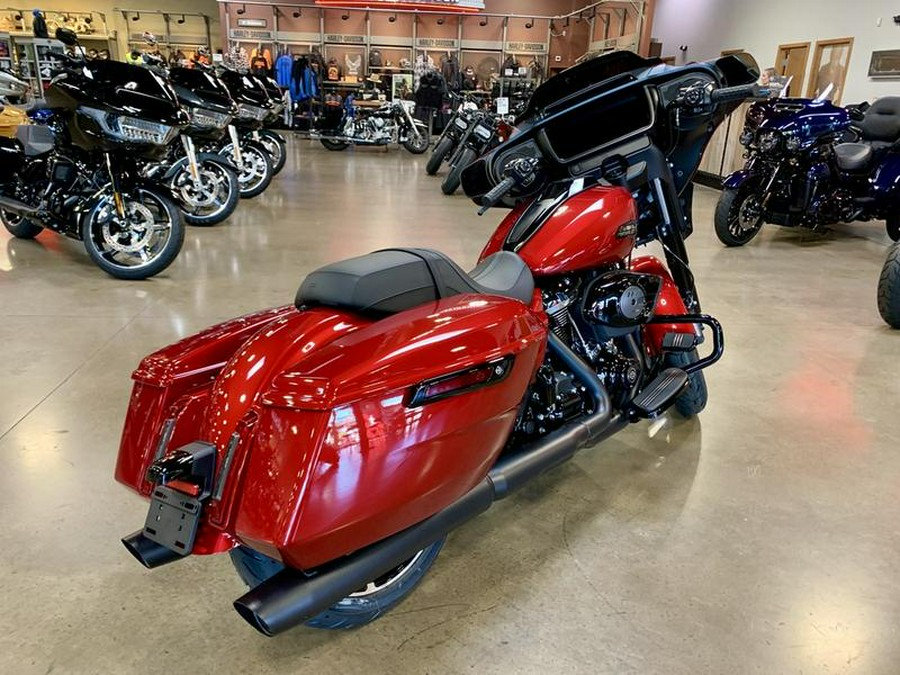 2025 Harley-Davidson® FLHX - Street Glide®