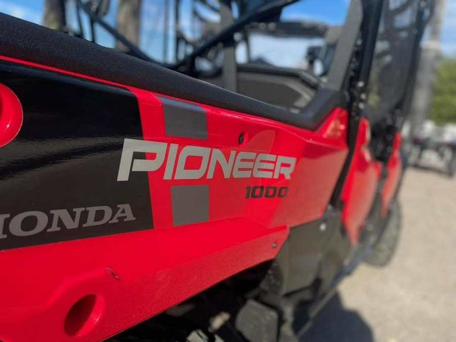 2023 Honda® Pioneer 1000-6 Deluxe Crew