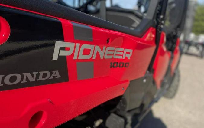 2023 Honda® Pioneer 1000-6 Deluxe Crew